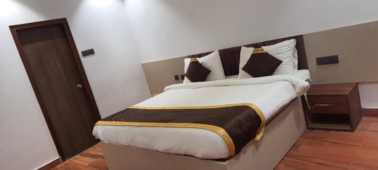 Hotel Citrus Lucknow Luaran gambar