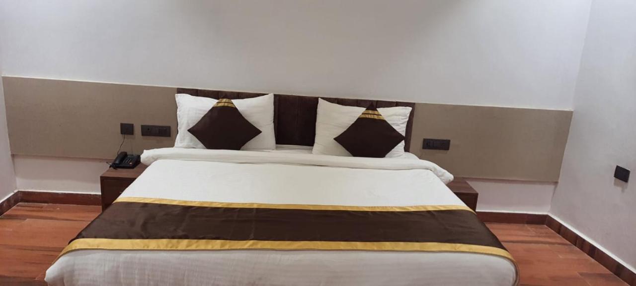 Hotel Citrus Lucknow Luaran gambar